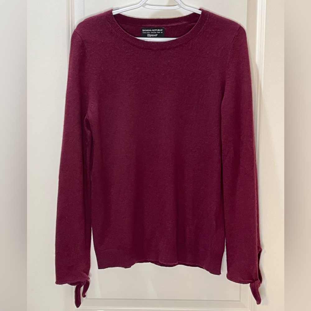 Banana Republic Burgundy Cashmere Merino Sweater with Ties Medium